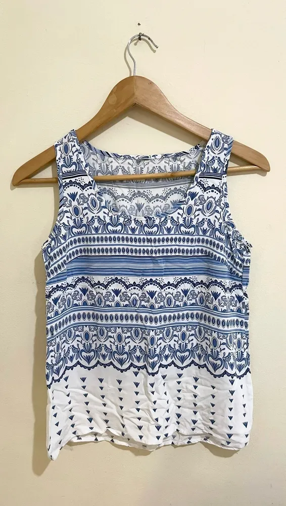 blusa regata tecido leve
