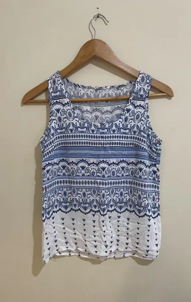 blusa regata tecido leve