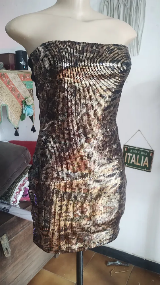 vestido paetê oncinha