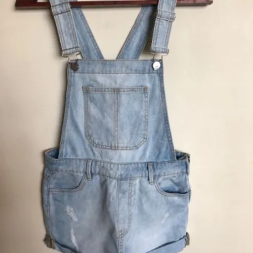 jardineira jeans Forever21
