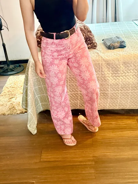 calça zara wide leg rosa floral em algodão 36-38
