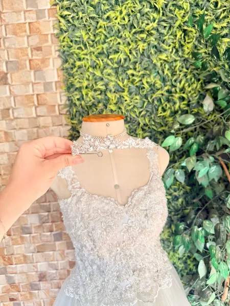 coroa delicada para noivas