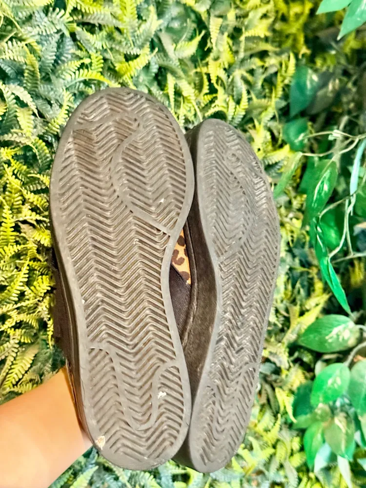 tênis adidas superstar animal print oncinha