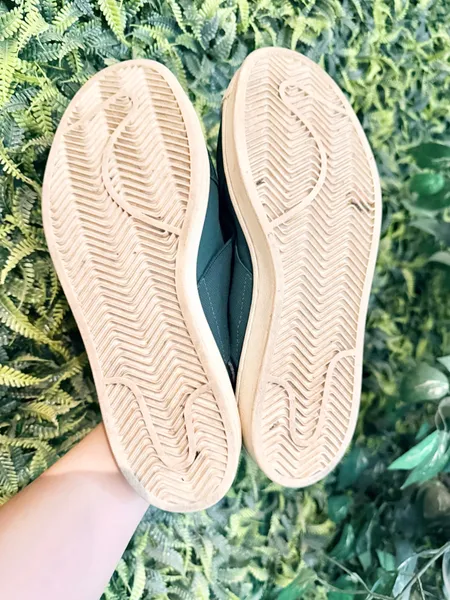 tênis adidas superstar slip on verde