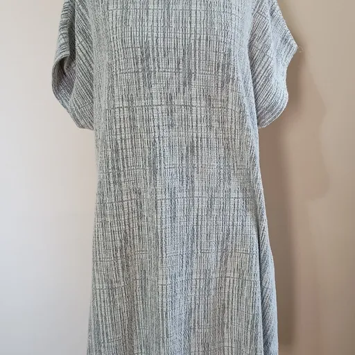 vestido manga curta plus size