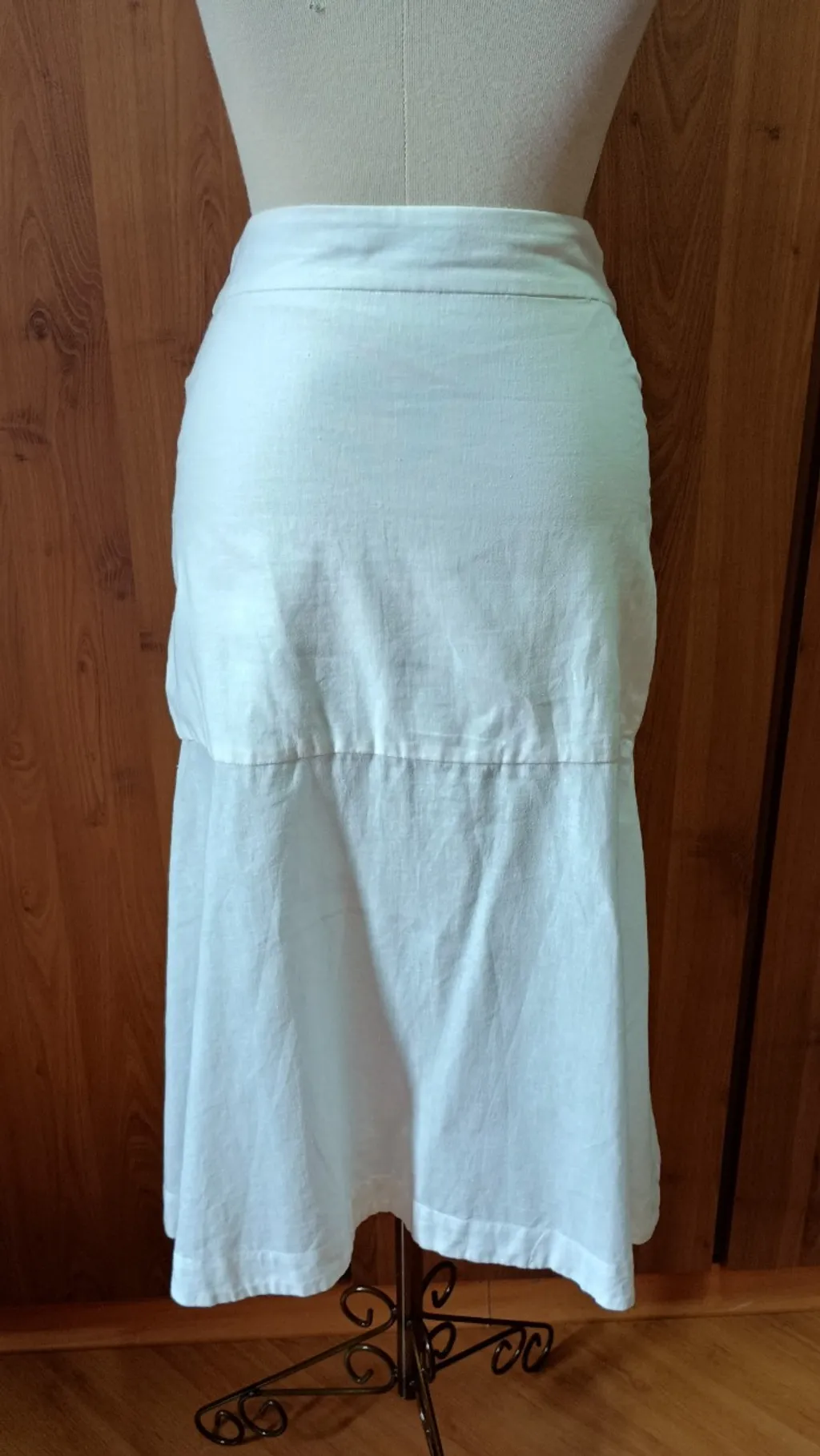 saia branca em linho e algodão ateen