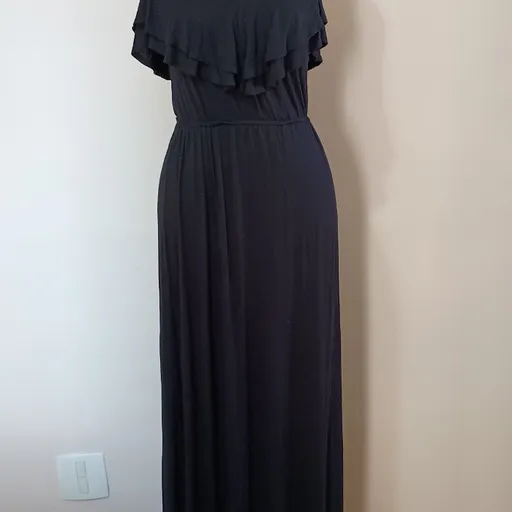 vestido preto longo Forever 21