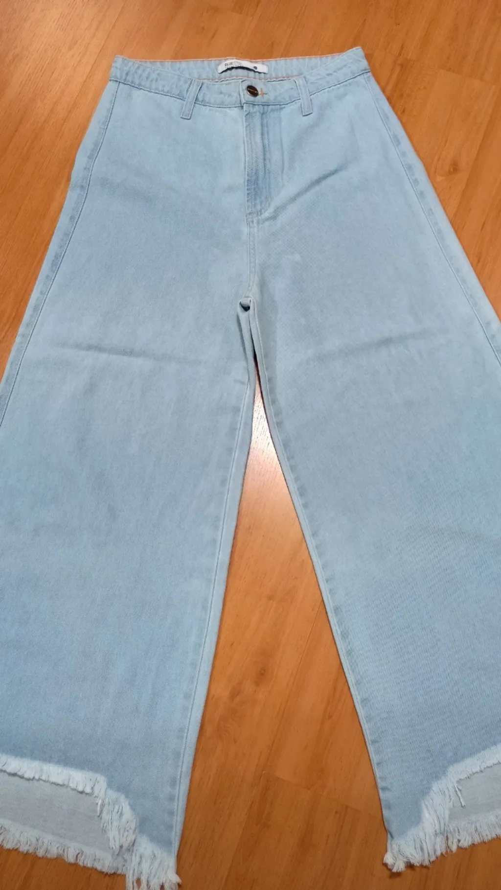 calça jeans pantalona