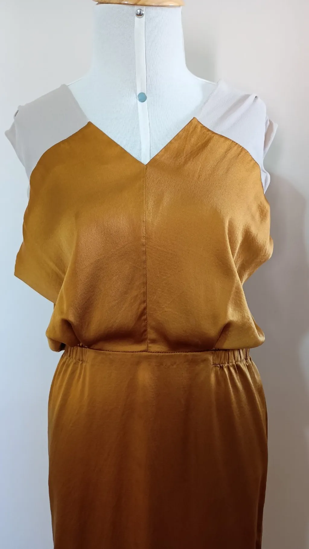 vestido 100% seda Huis Clos