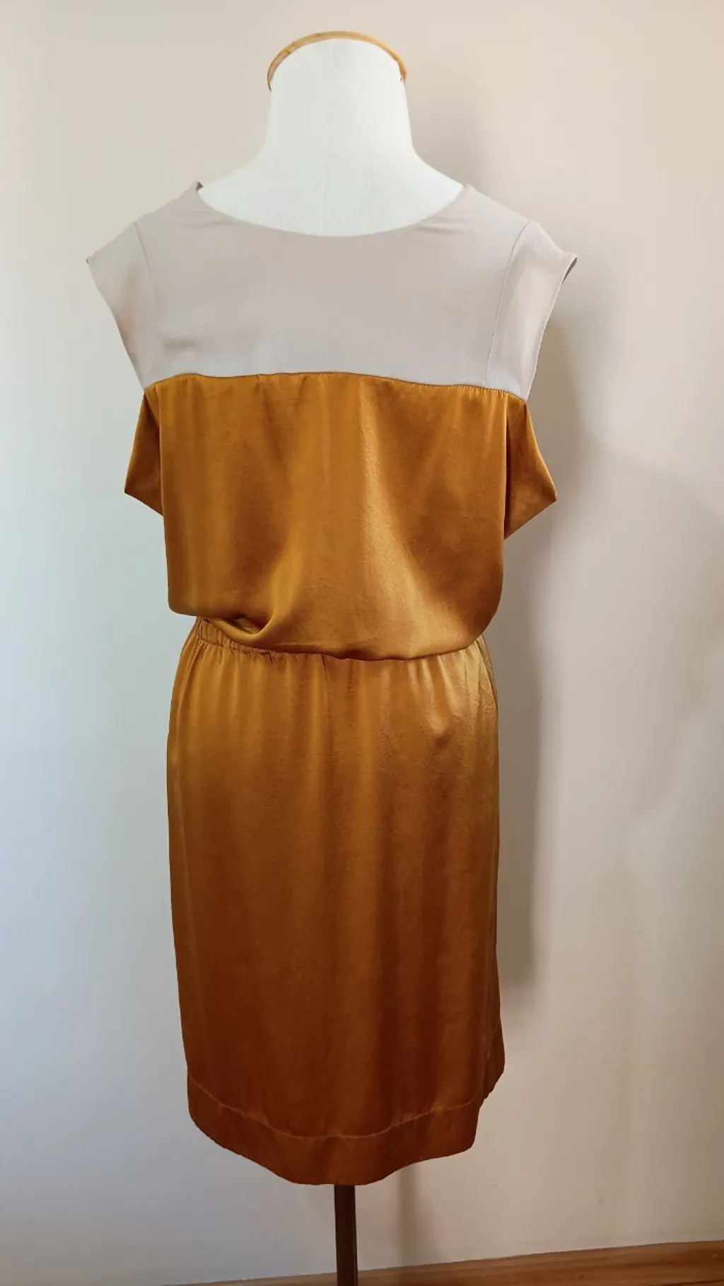 vestido 100% seda Huis Clos