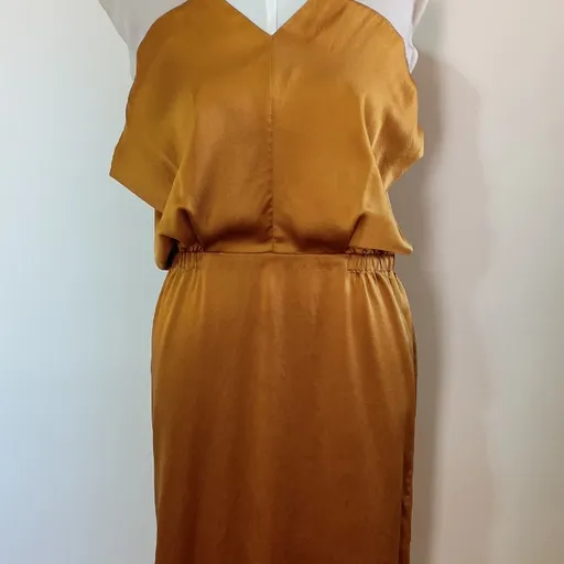 vestido 100% seda Huis Clos