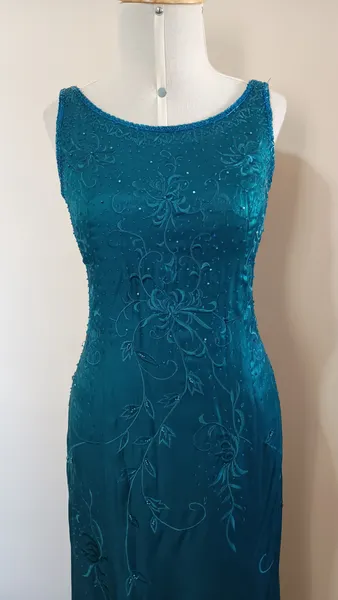 vestido de festa verde bordado