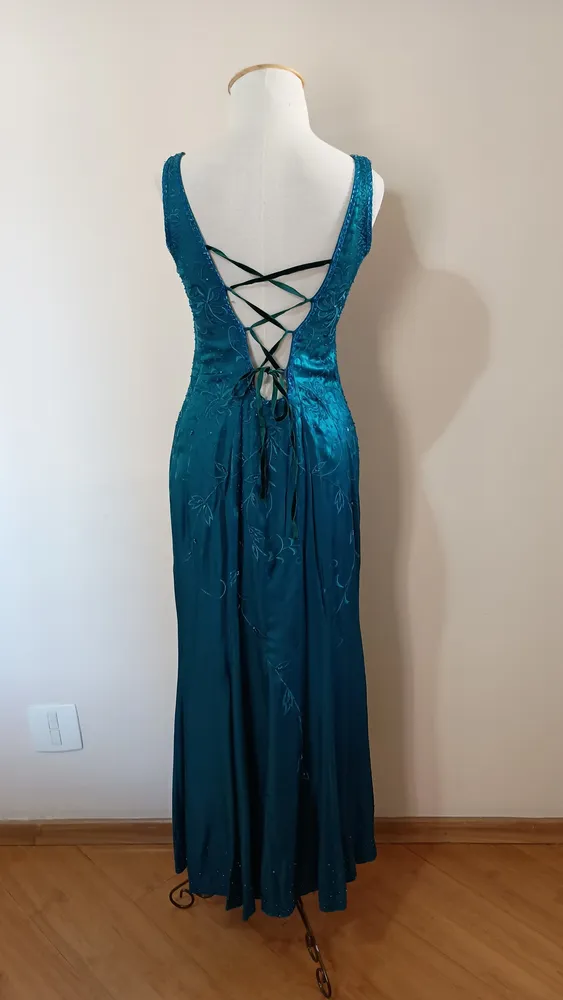 vestido de festa verde bordado