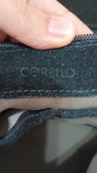 Bolsa preta em couro legítimo Corello