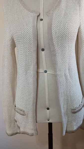 casaquinho de linha Egrey