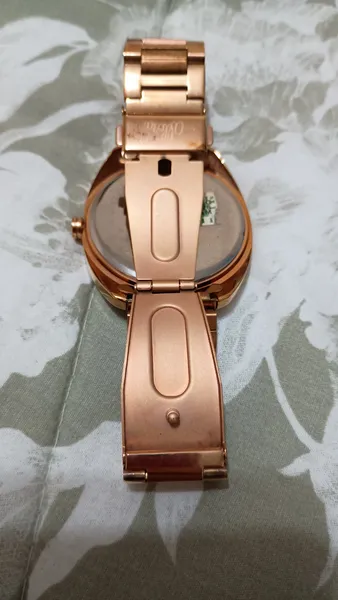 Relógio dourado Allora
