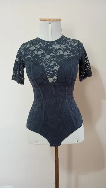 Body de renda preto Valisere