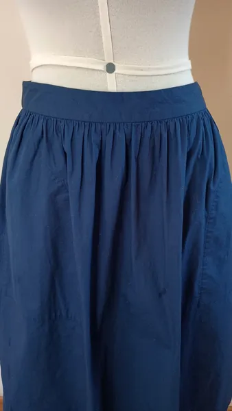 saia godê azul marinho Forever 21