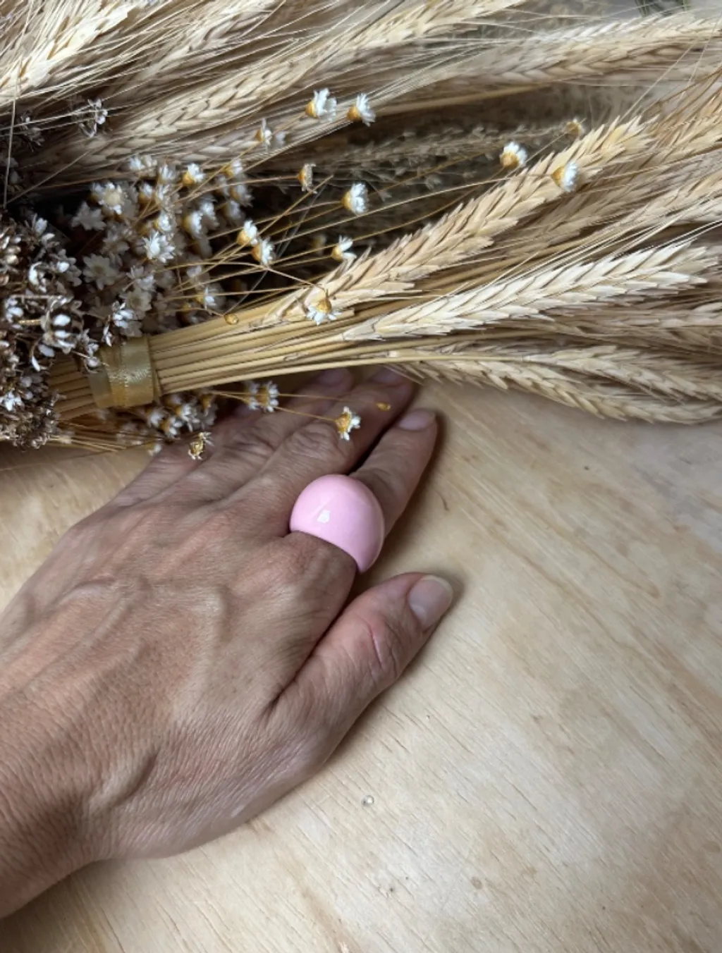 Lotinho com 4 aneis novos em resina tam adulto