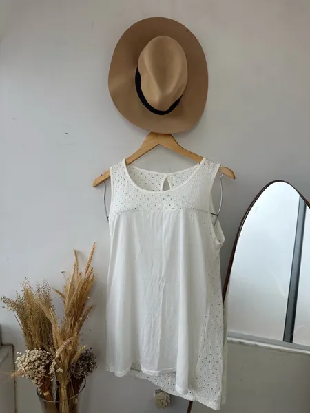 Blusa nova em algodao tam G