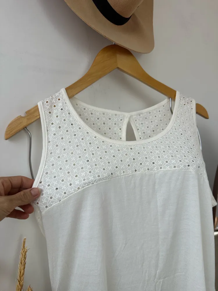 Blusa nova em algodao tam G