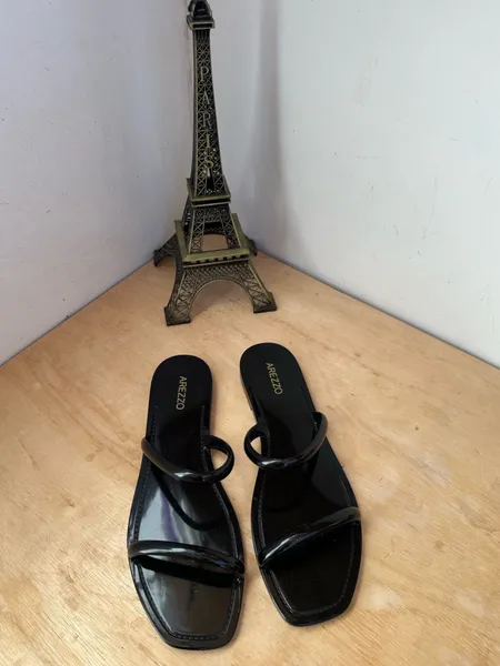 Rasteira flat arezzo tam 39/40