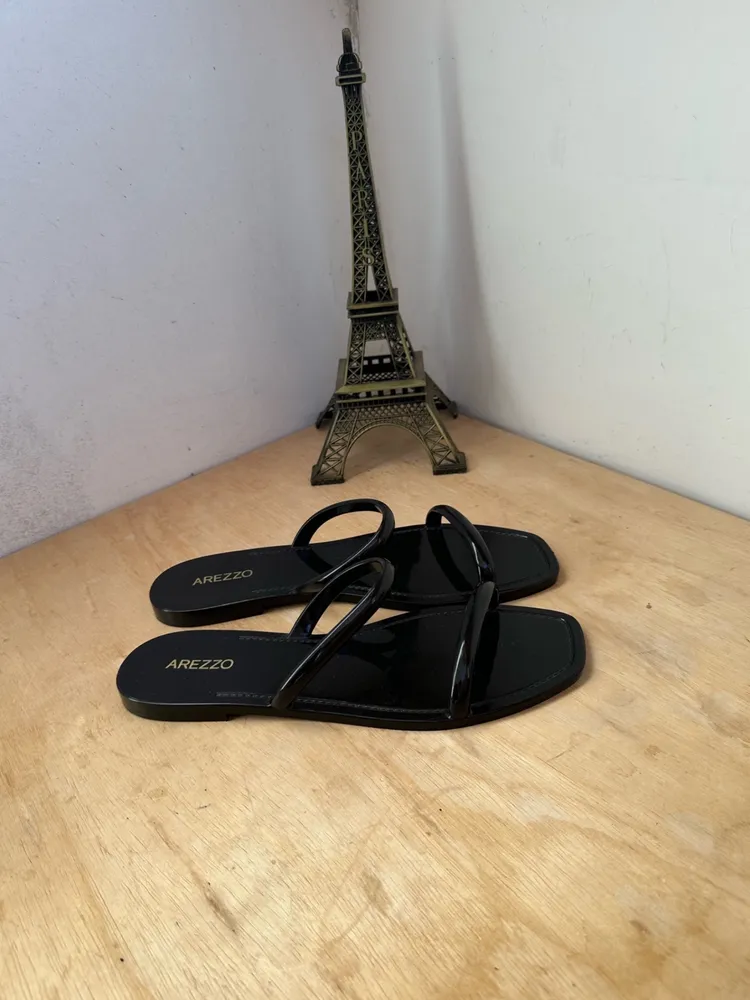 Rasteira flat arezzo tam 39/40
