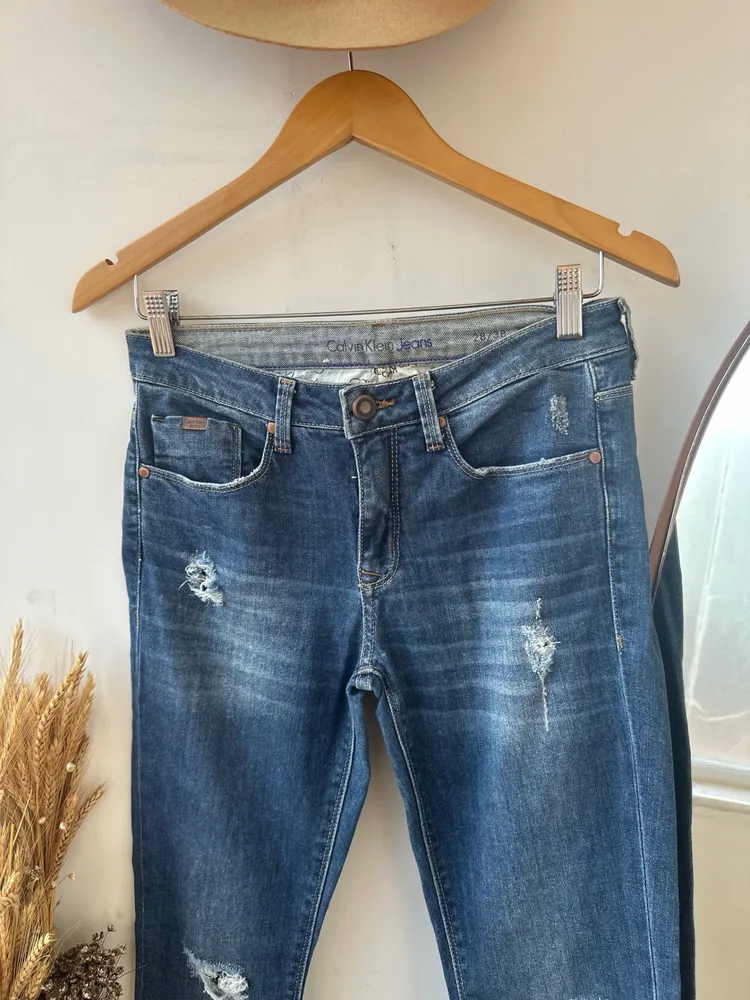 Calça jeans Calvin Klein tam 36