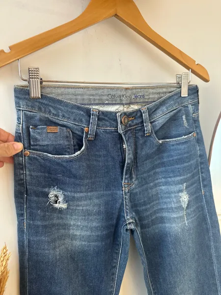 Calça jeans Calvin Klein tam 36