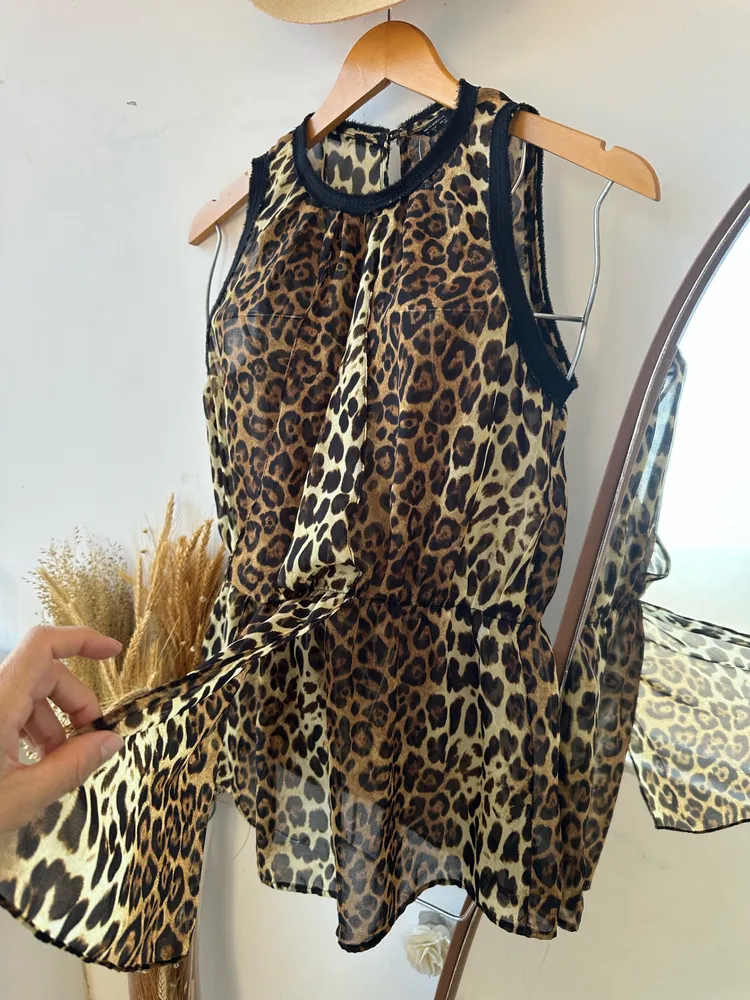 Blusa Zara animal print tam m