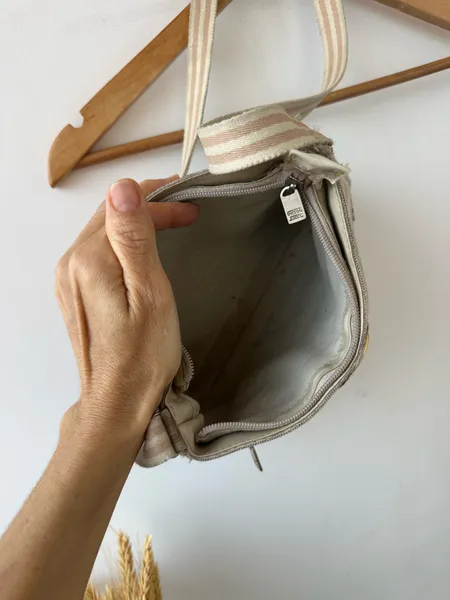 Bolsa feminina Victor Hugo monograma
