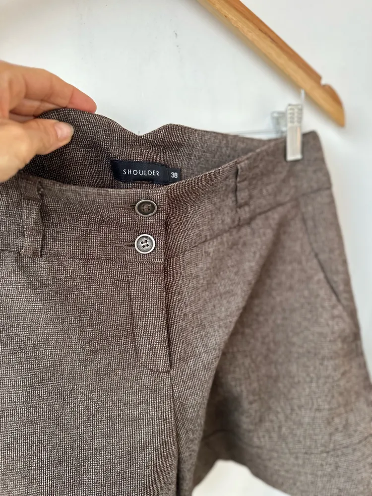 Shorts feminino shoulder alfaiataria tam 38