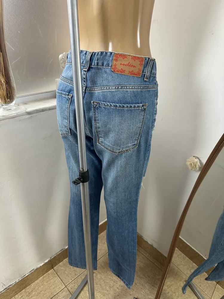 Calça jeans destroyed tam 38