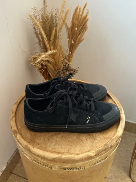 tênis tam 36 Converse One Star Pro Low Triple Black