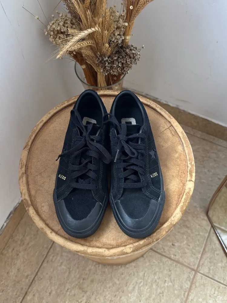 tênis tam 36 Converse One Star Pro Low Triple Black