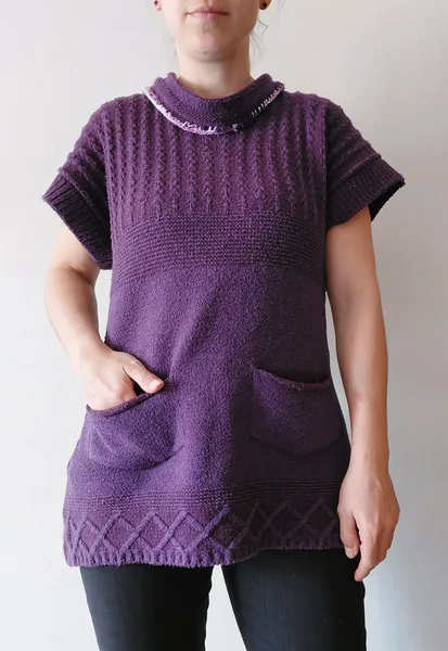 Blusão roxo com bolso