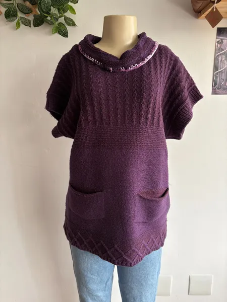 Blusão roxo com bolso