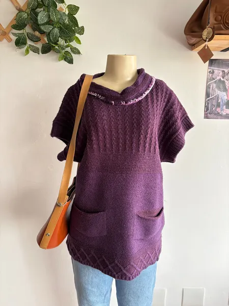 Blusão roxo com bolso