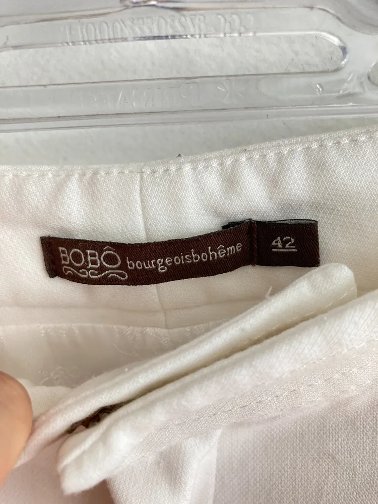 Short branco alfaiataria