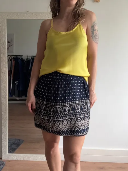 Saia azul em viscose