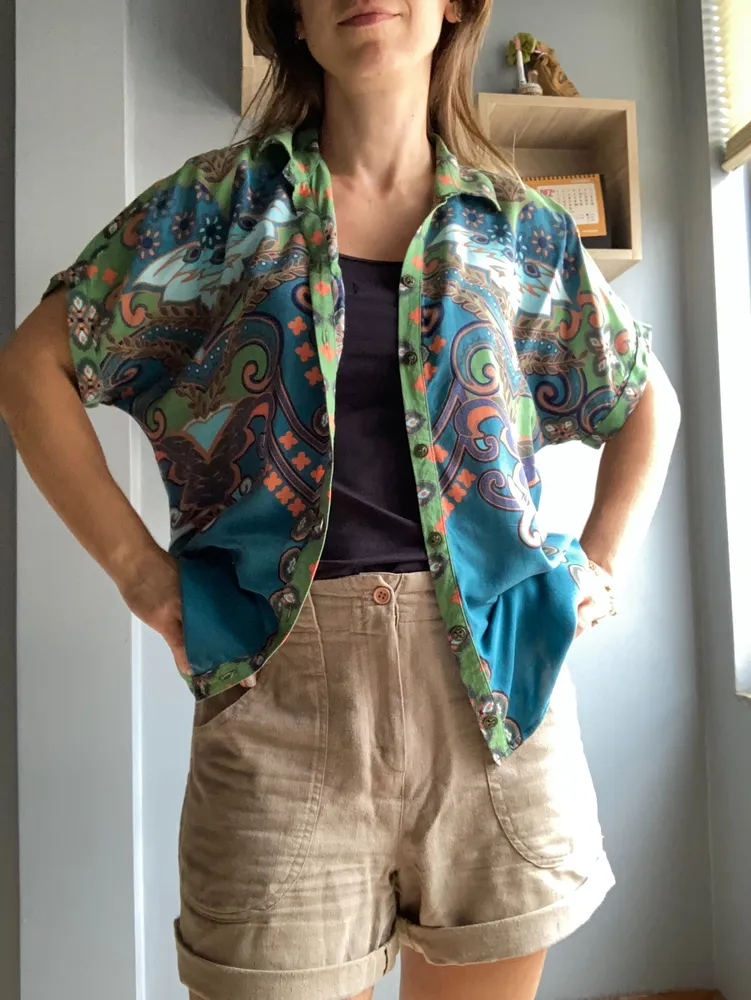 Camisa estampada diferentona