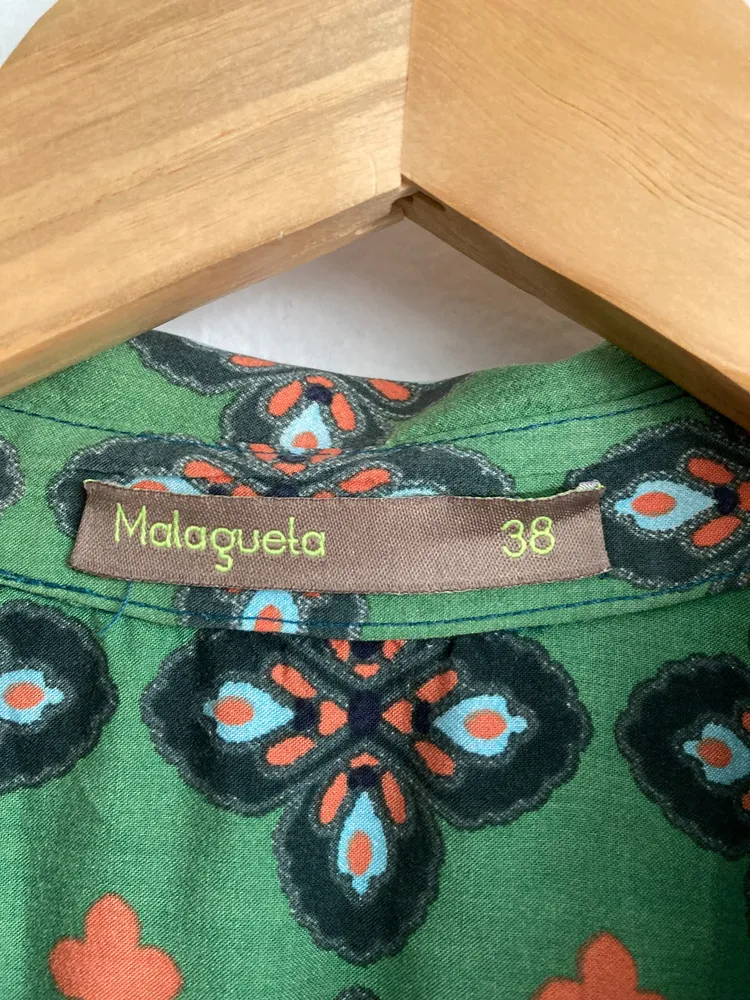 Camisa estampada diferentona