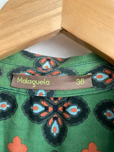 Camisa estampada diferentona