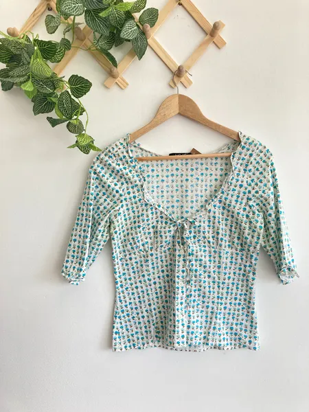 Camisa verde e azul manga curta