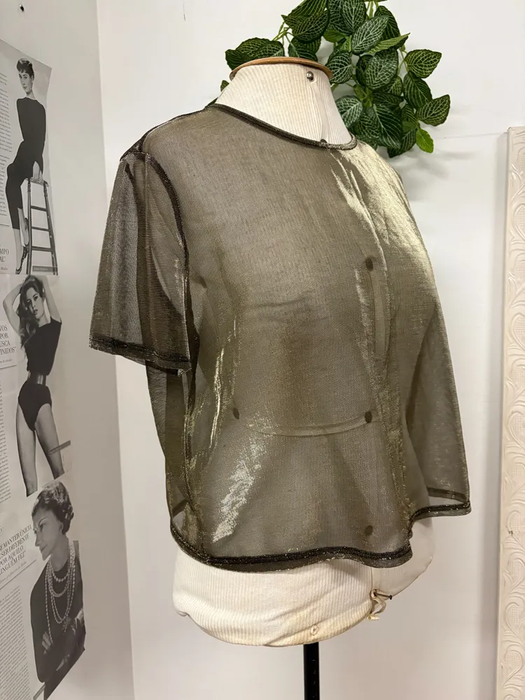 Blusa verde em tule