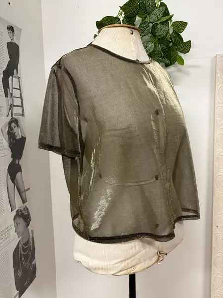 Blusa verde em tule
