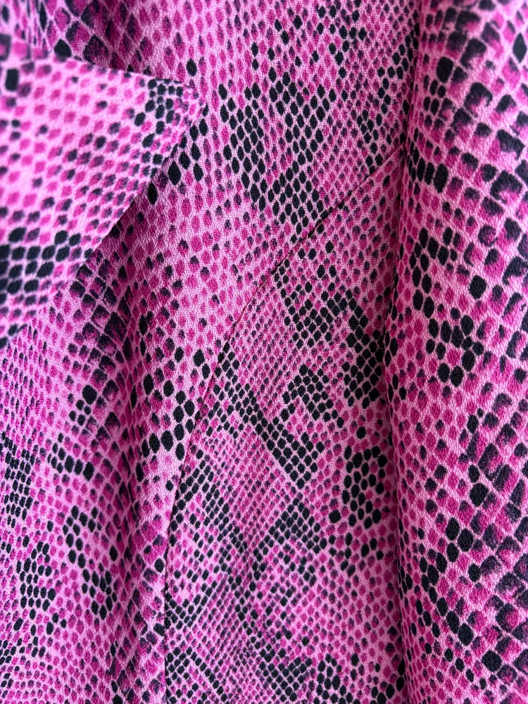 Blazer rosa animal print