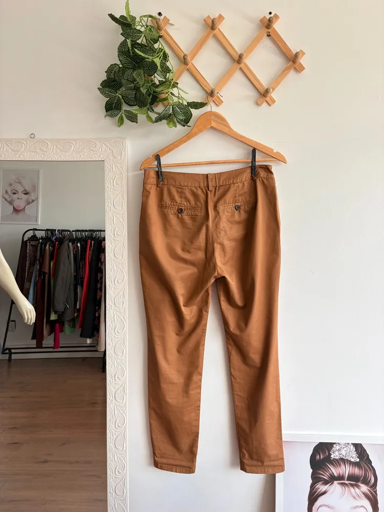 Calça marrom