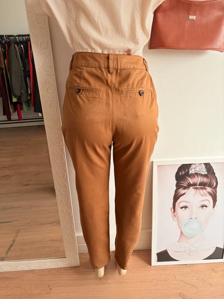 Calça marrom
