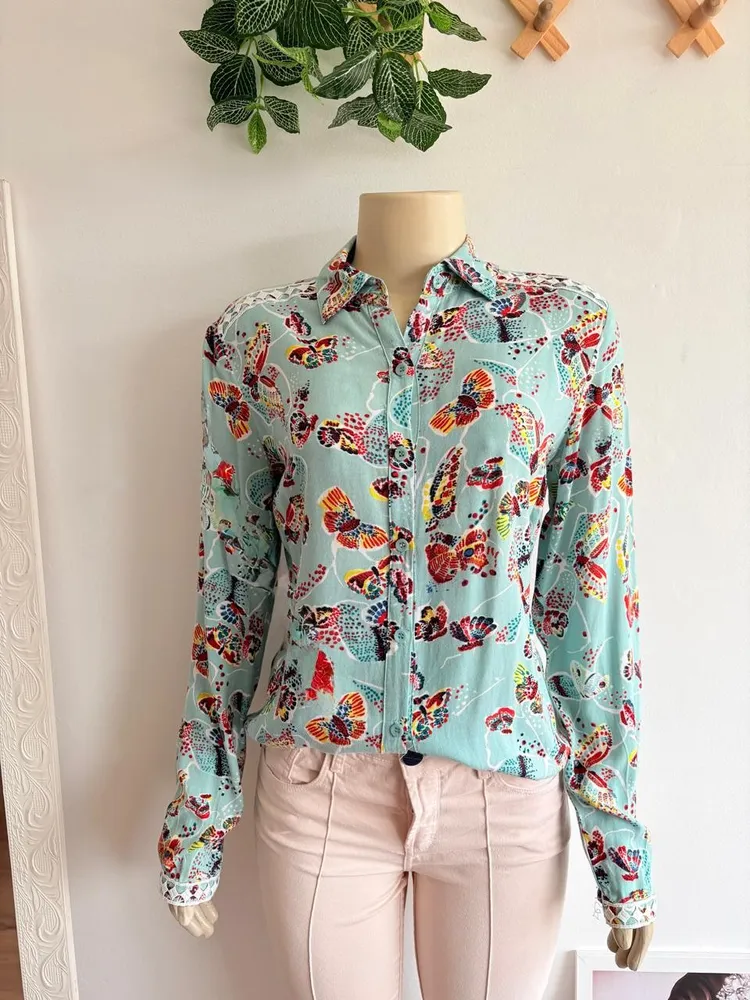 Camisa verde estampada